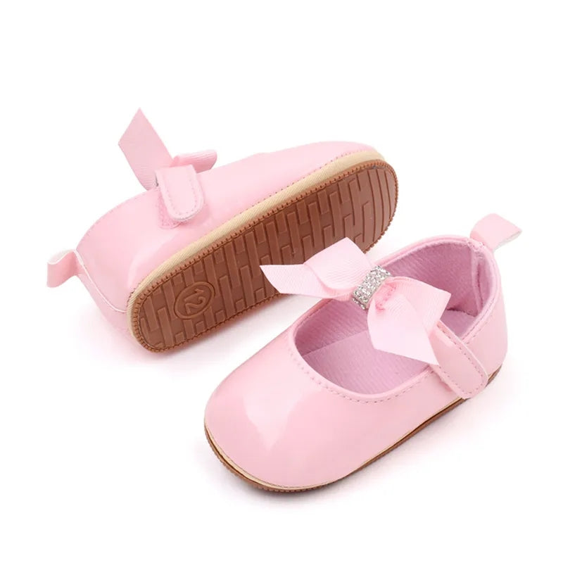 Acc. Zapatito de bebé suela engomada