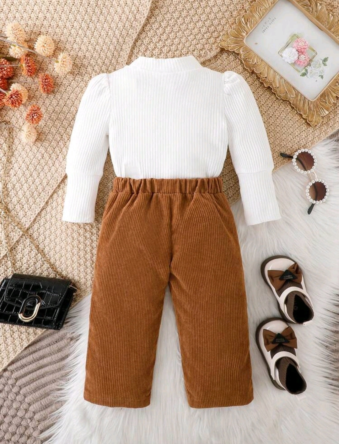 Mangas largas acanalado+ pantalón de corderoy