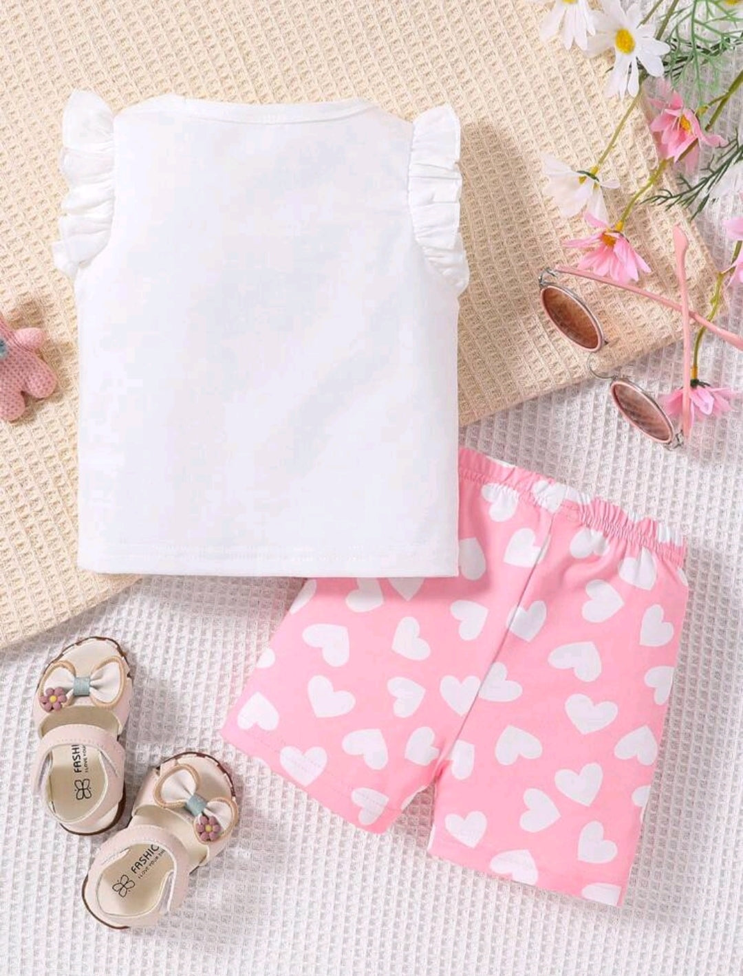 Remera con diseño de gato + short