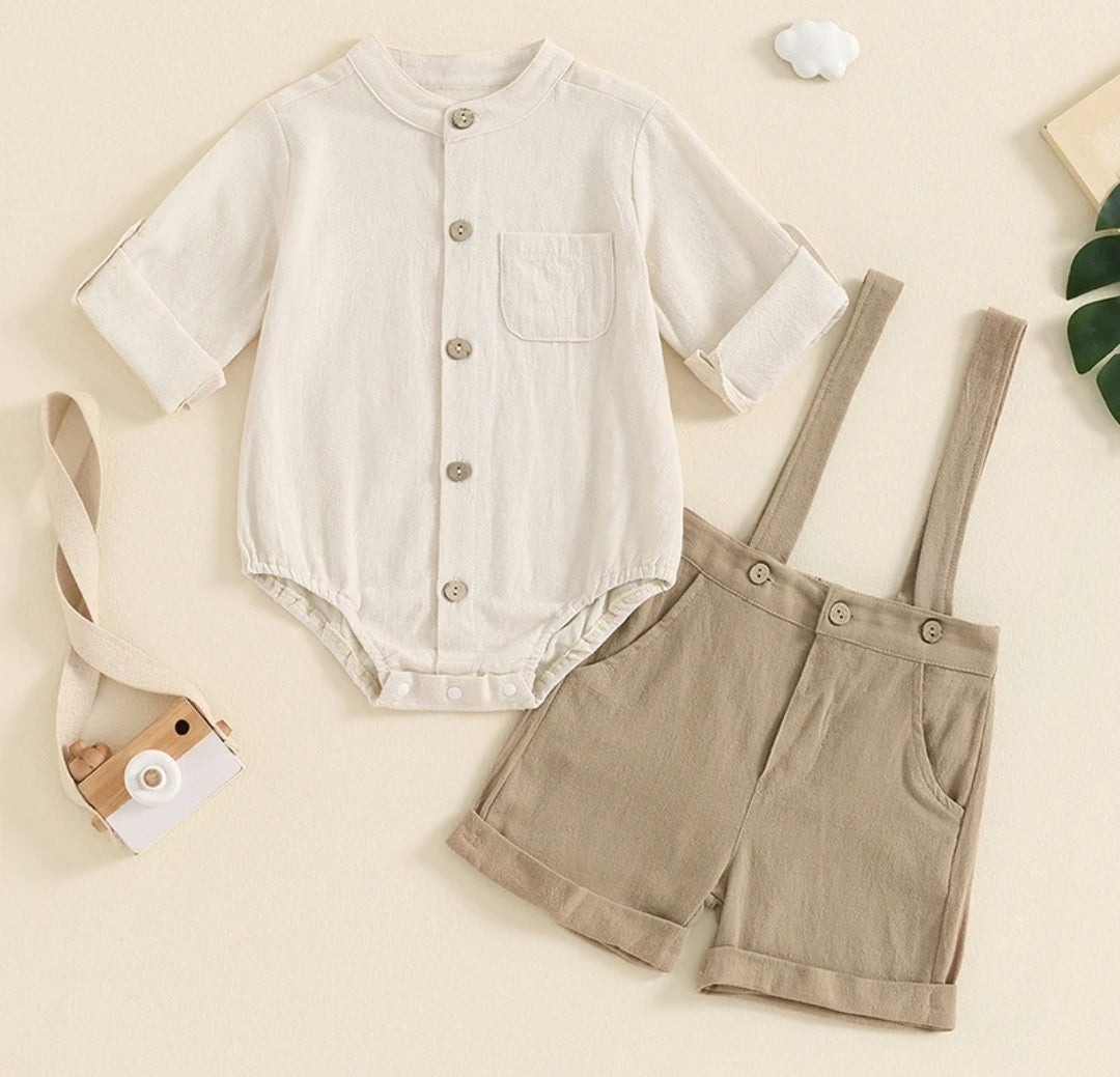 Body camisa de lino + short con tirantes