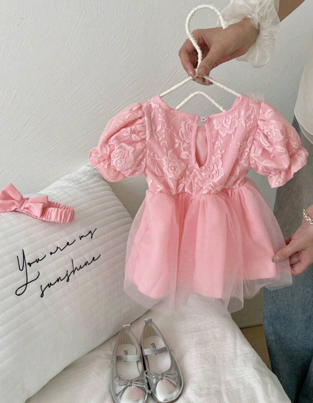 Vestido bebé con mangas abullonadas