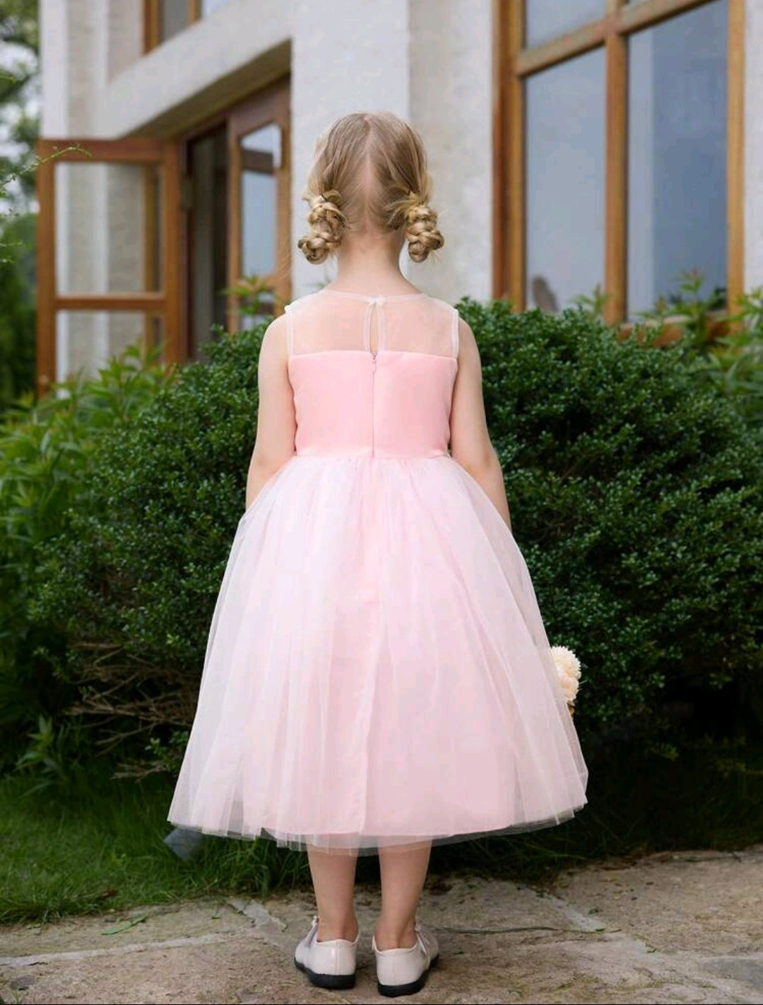 Vestido elegante de tul