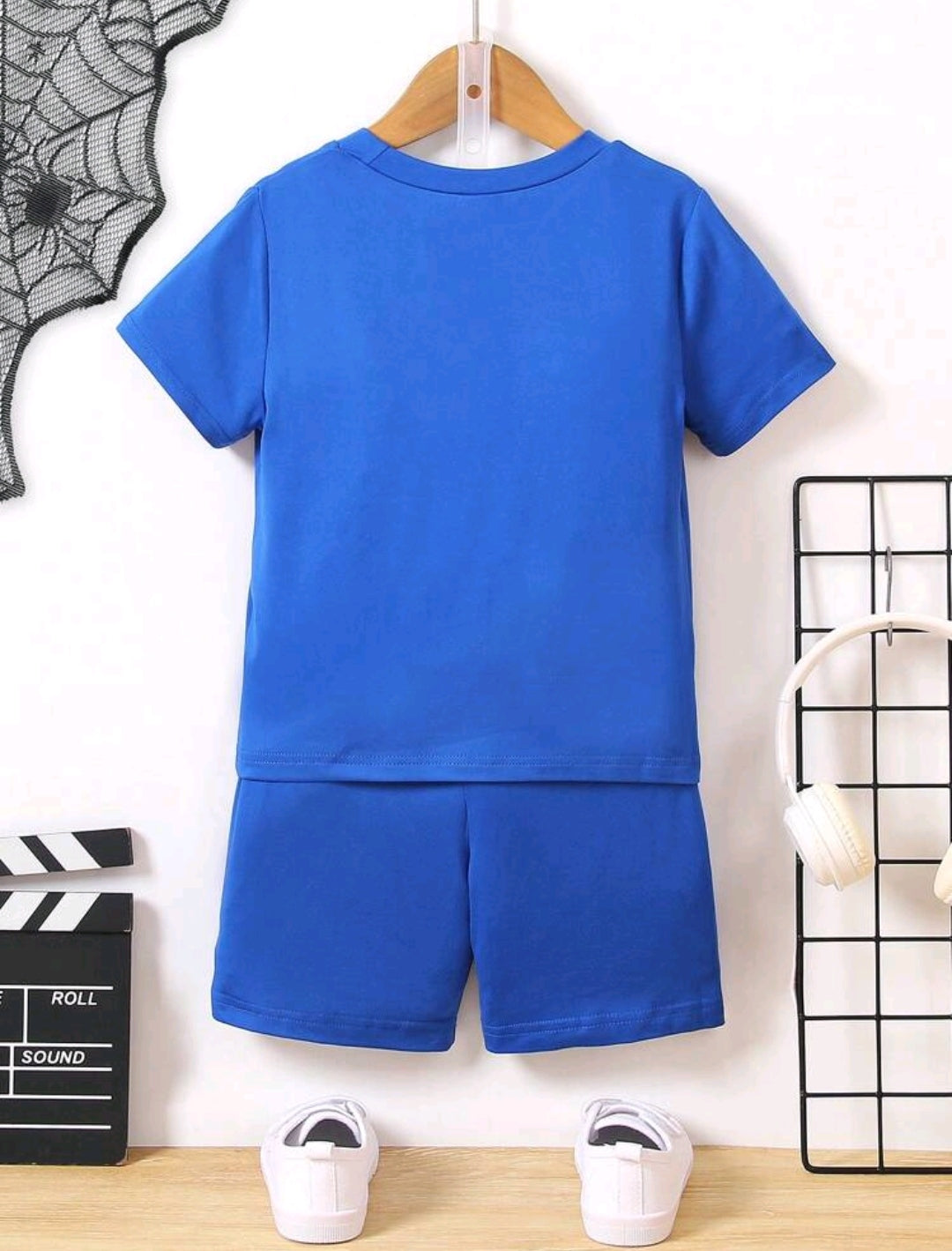 Remera con estampa + short