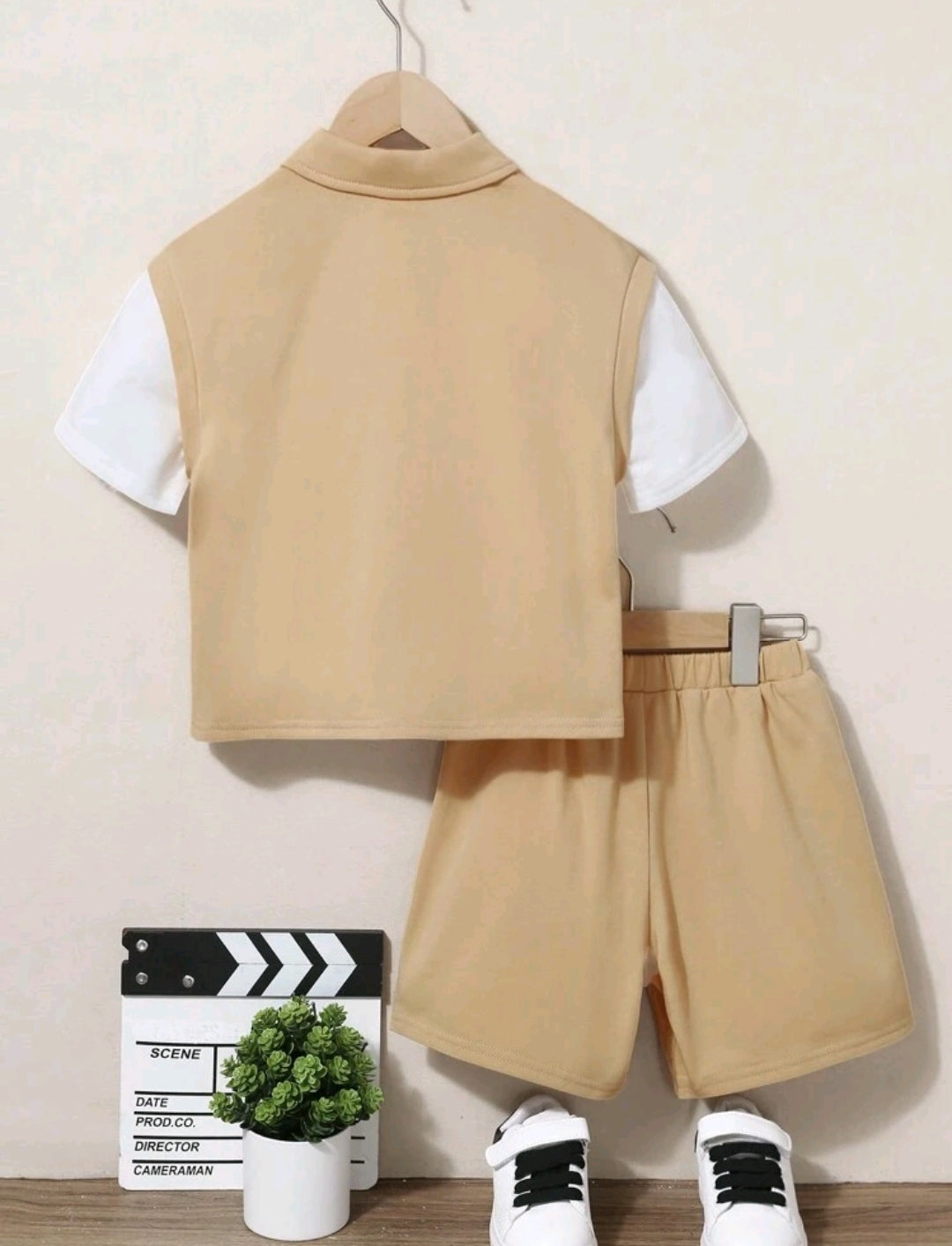 Remera con cuello + short