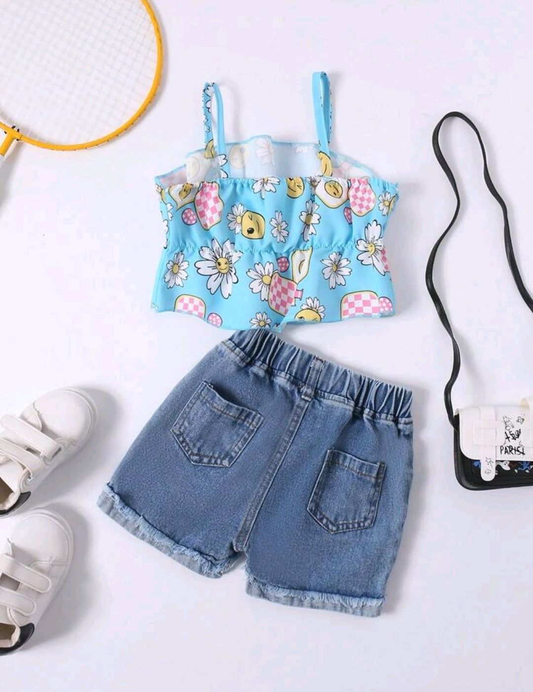 Blusa con tiritas + short de jeans