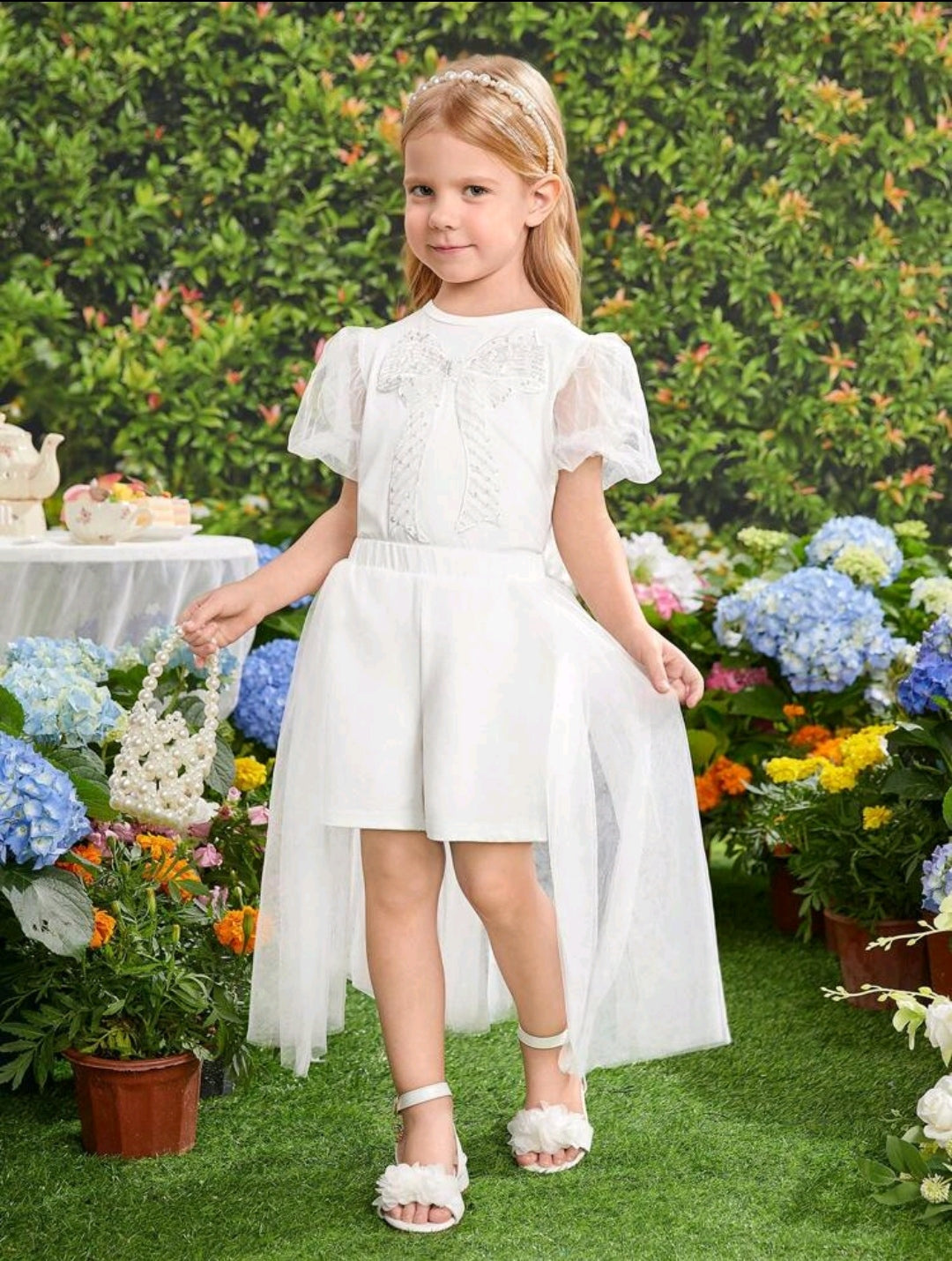 Blusa con detalles en moño + short con tul tipo vestido