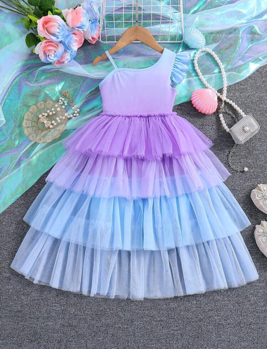 Vestido con capaz multicolor