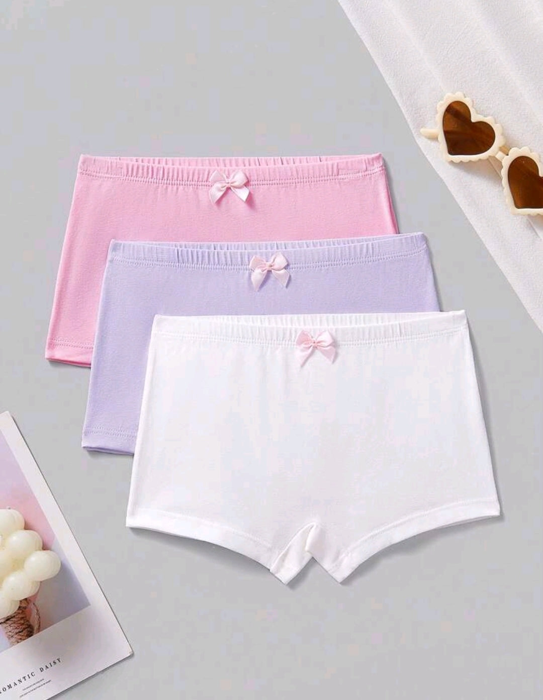 Acc. Culotte liso con moñito