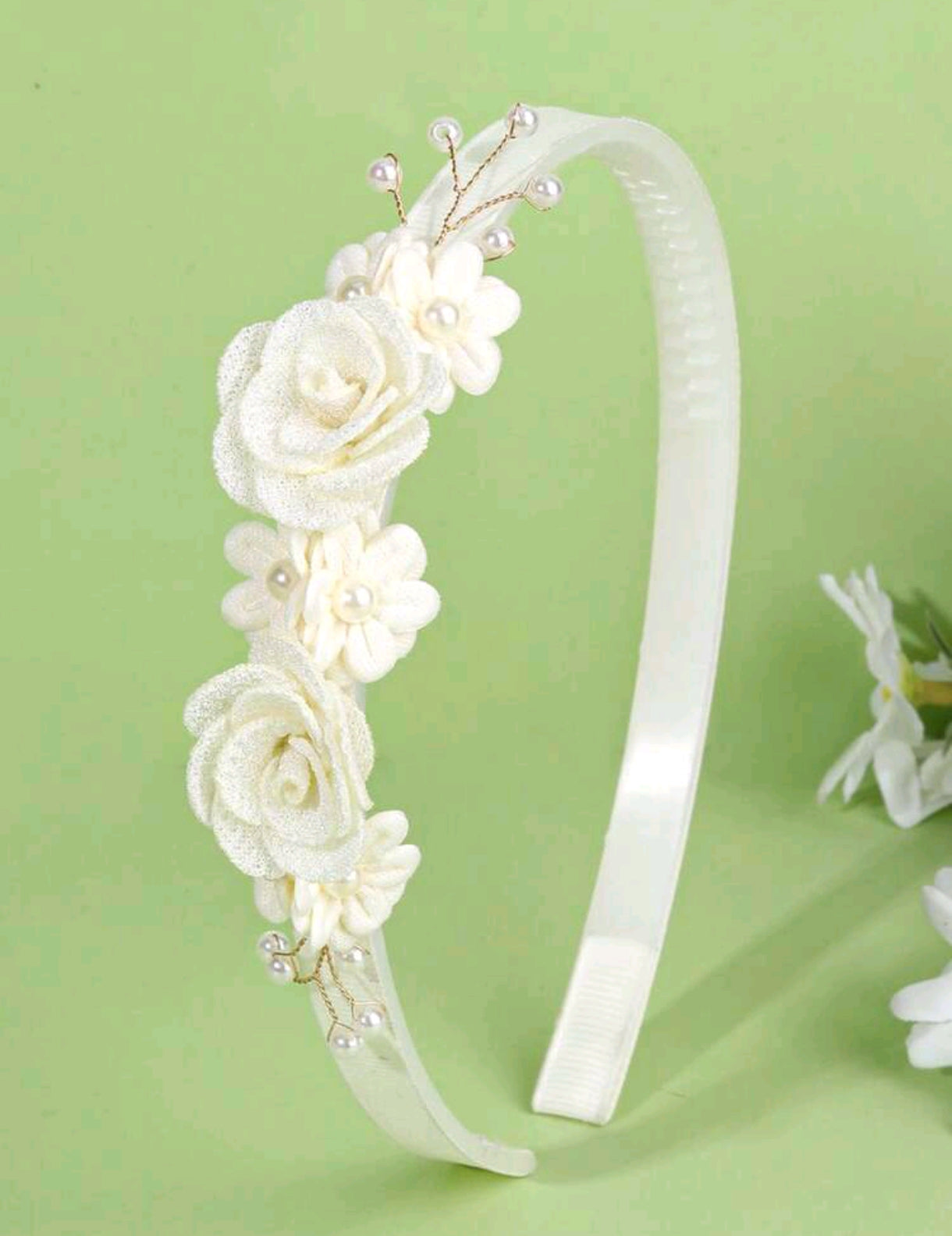 Acc. Diadema de flores Beige