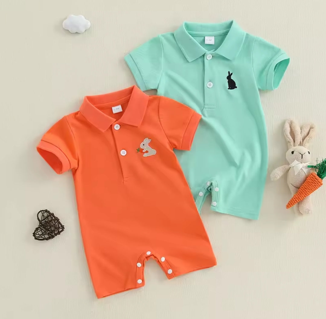 Body con cuello y bordado de conejo