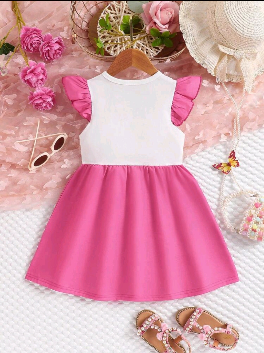 Vestido con diseño de mariposa