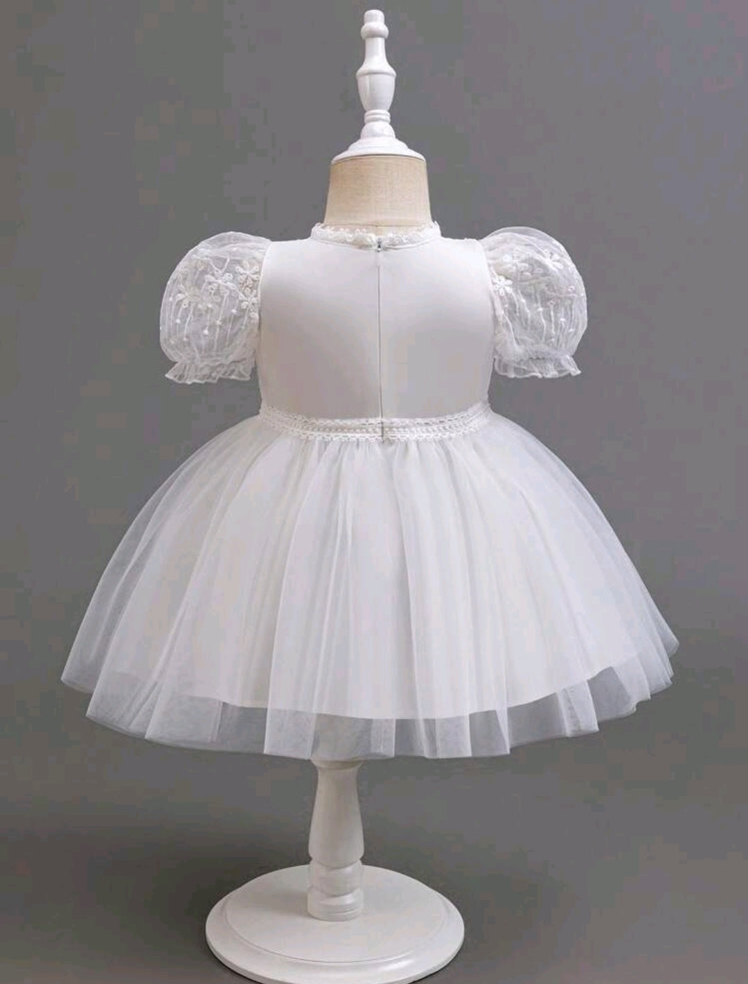 Vestido blanco de renda