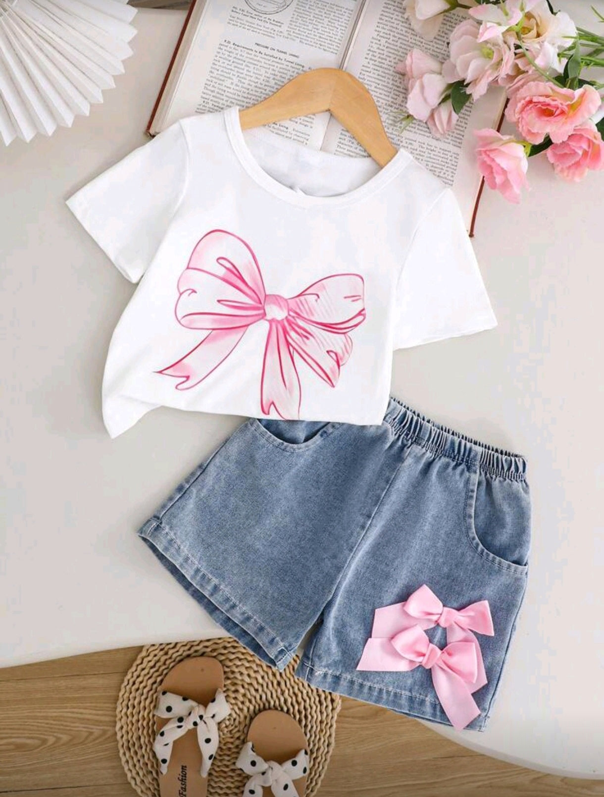 Blusa con diseño de moño + short de jeans con moños