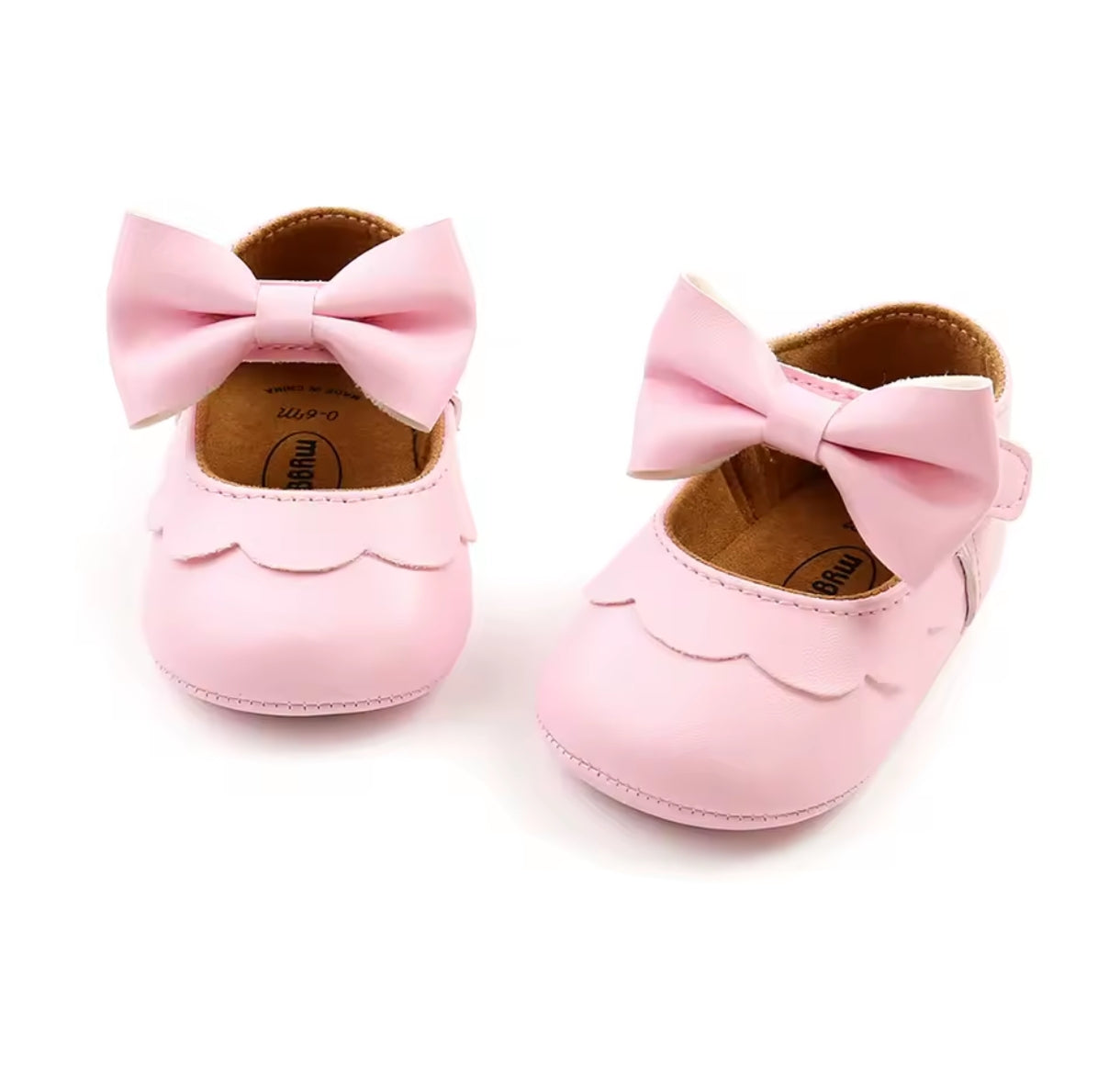 Acc. Zapatito para bebé engomado con moño