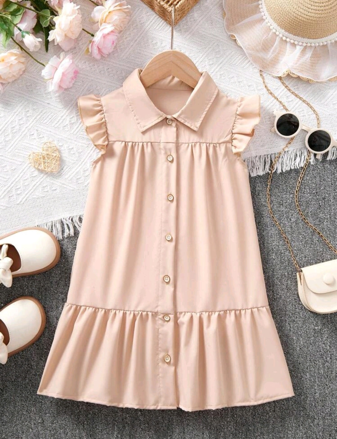 Vestido unicolor abotonado