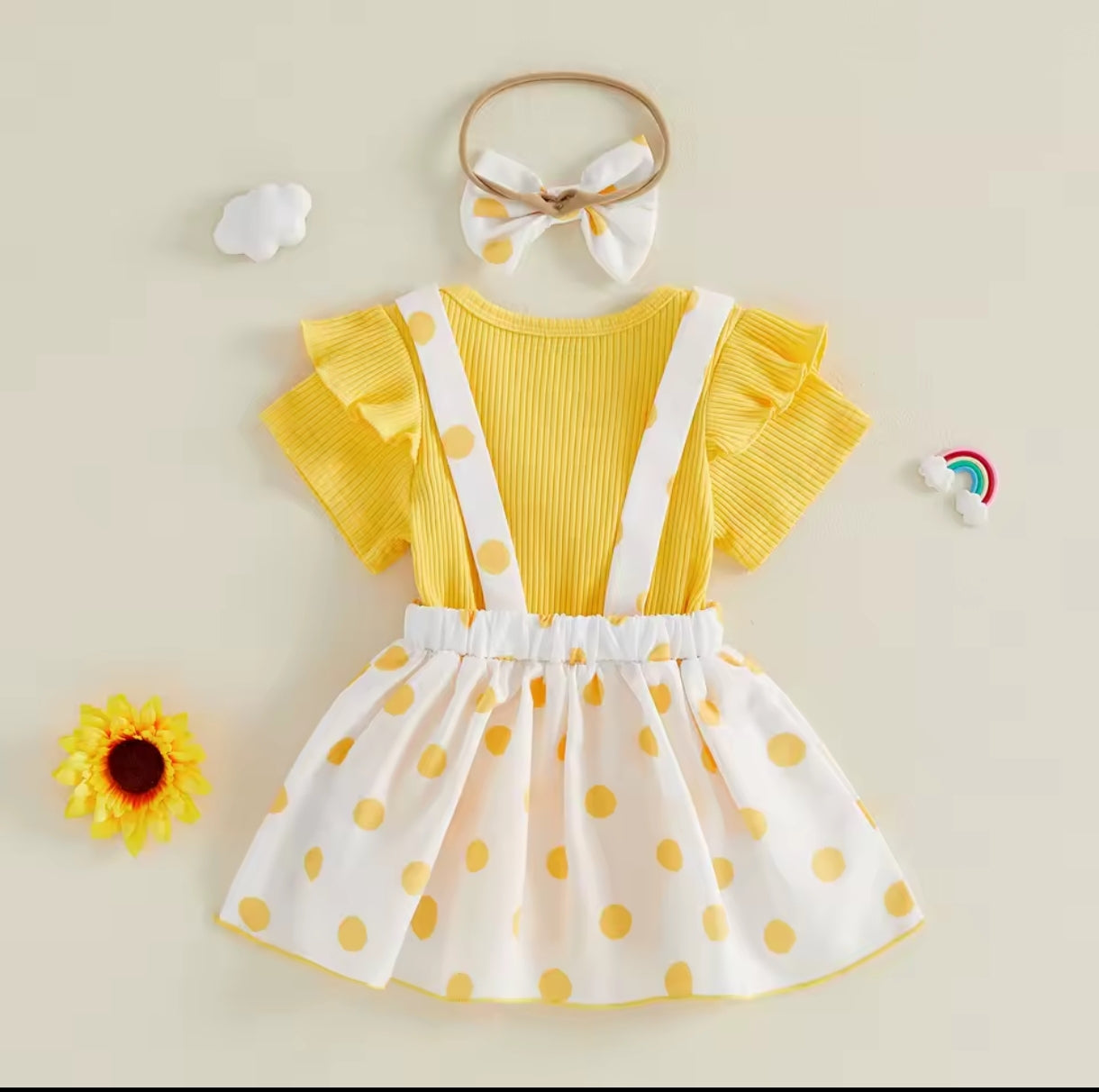 Body acanalada+ vestido con diseño de abejita+ diadema