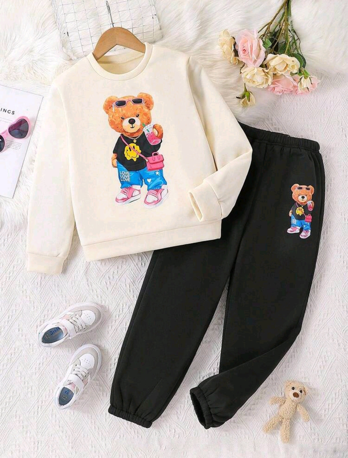 Abrigo con estampado de oso+ pantalón frizado por dentro