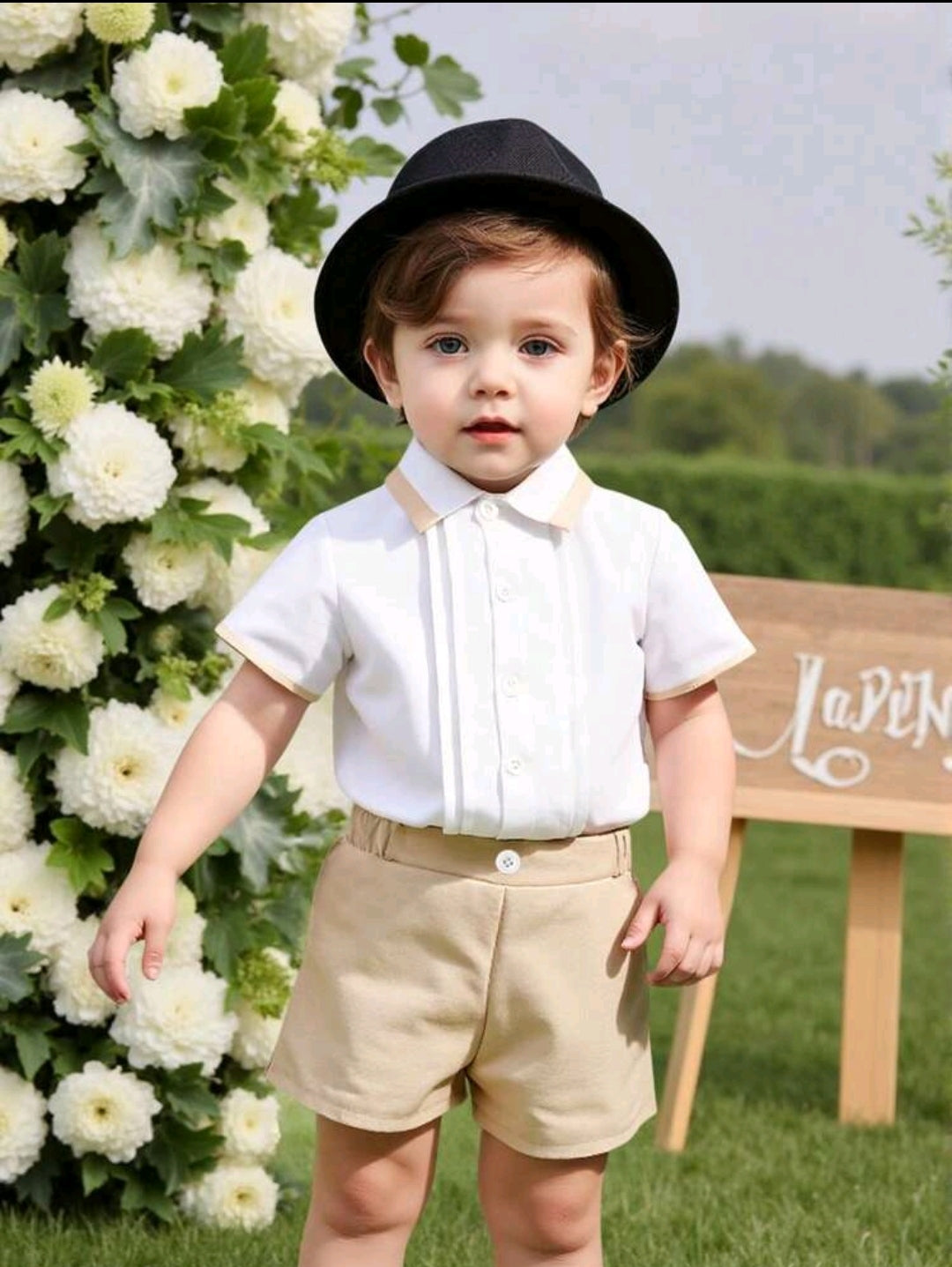 Camisa mangas cortas con cuello y detalles plisados + short