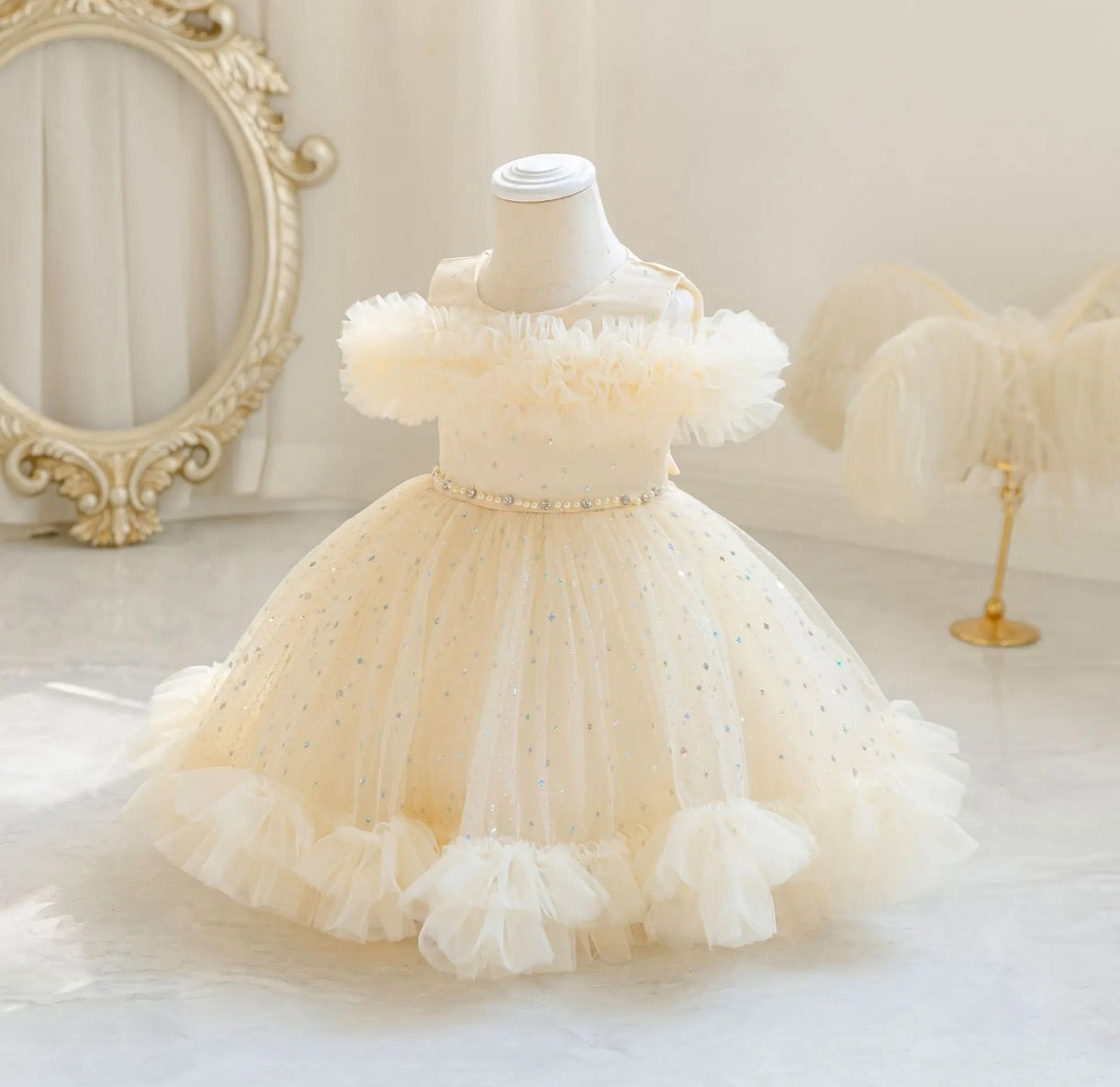 Vestido Elegante de tul con brillos