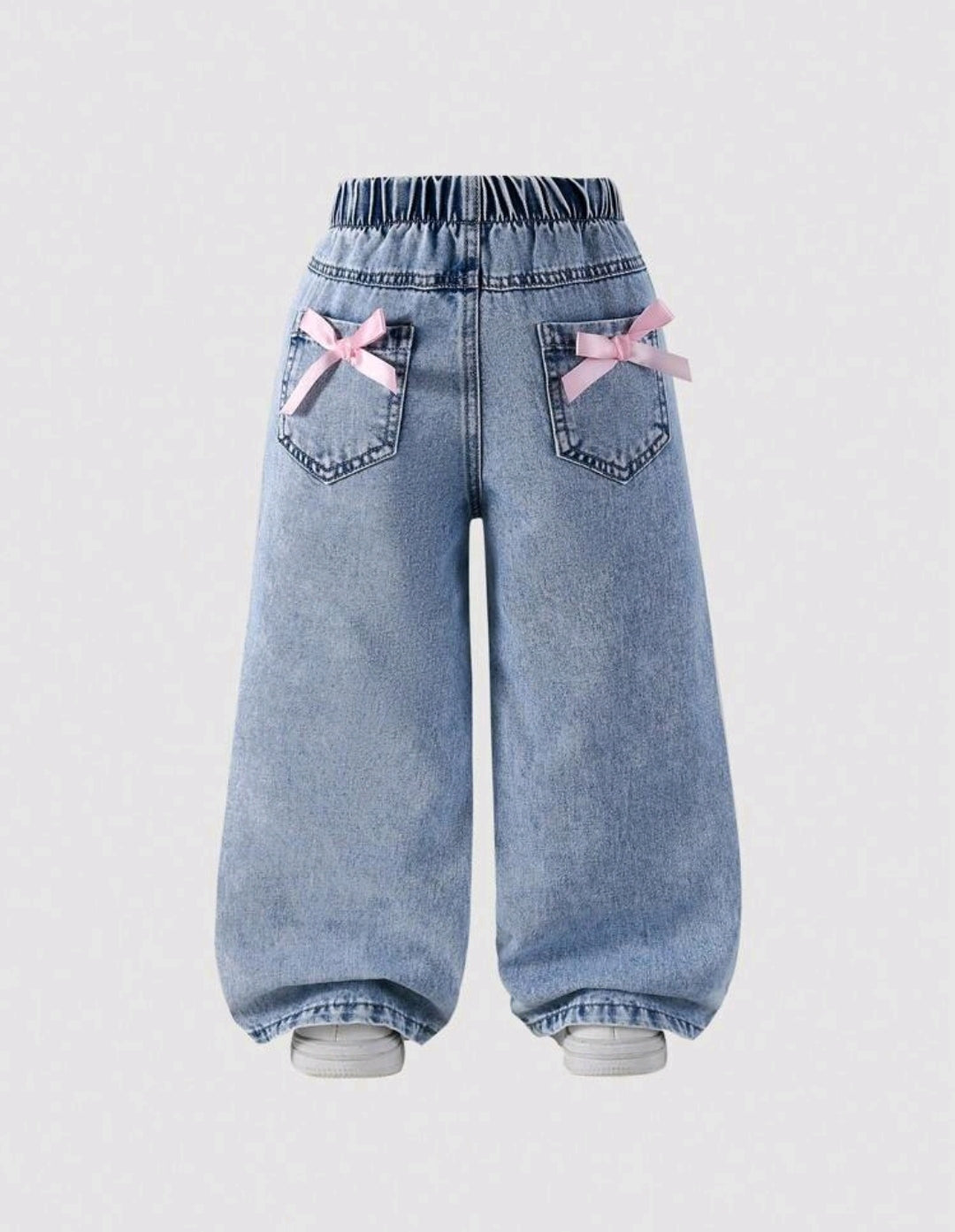 Pantalón de jeans wide leg con detalles de moño en el bolsillo