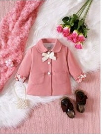 Abrigo con lazo delantero