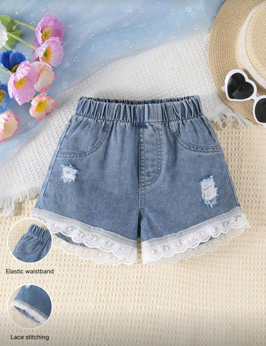 Short de jeans con detalles de encaje