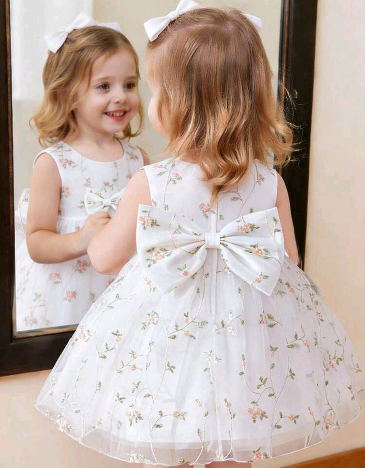 Vestido Elegante con bordados floral