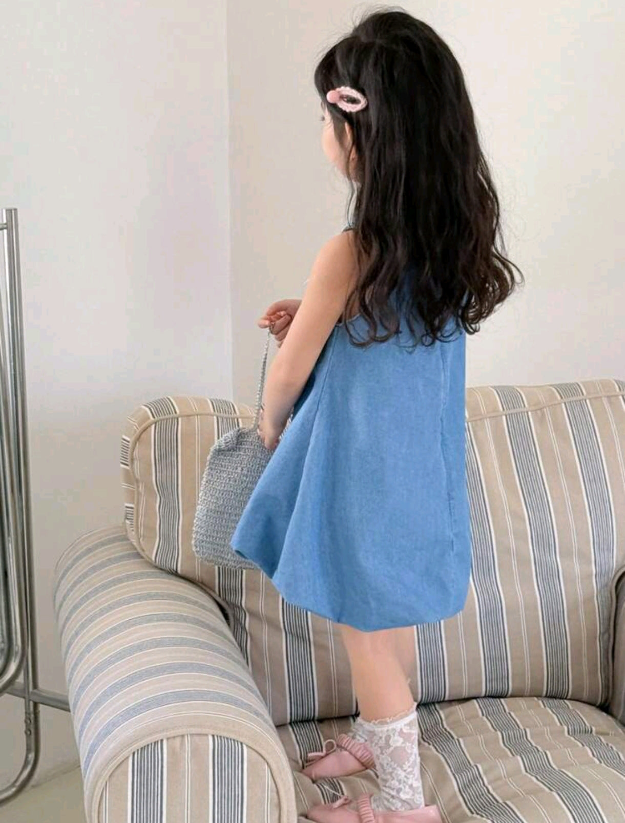 Vestido de Jeans burbuja, sin mangas con detalles en moños
