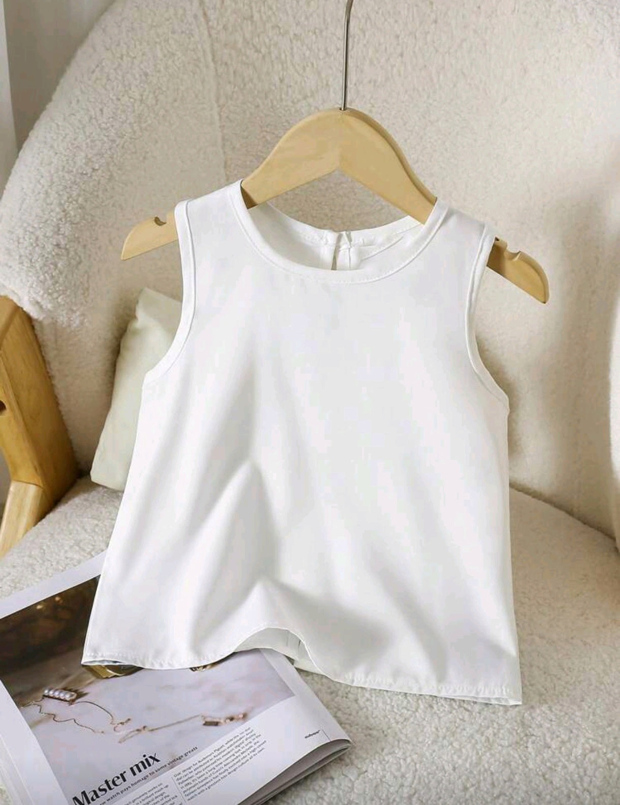 Blusa con moño en la espalda