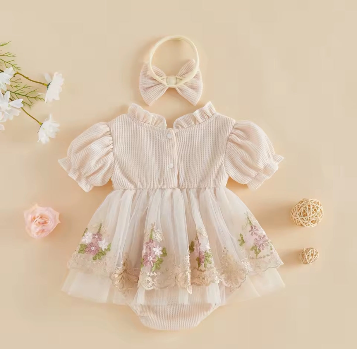 Body Vestido con borado floral
