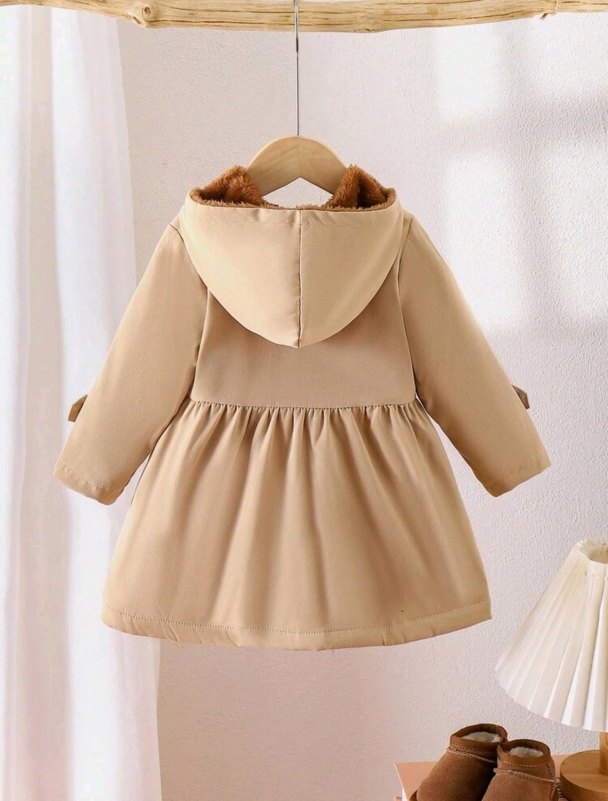 Chaqueta con capucha y Forro térmico