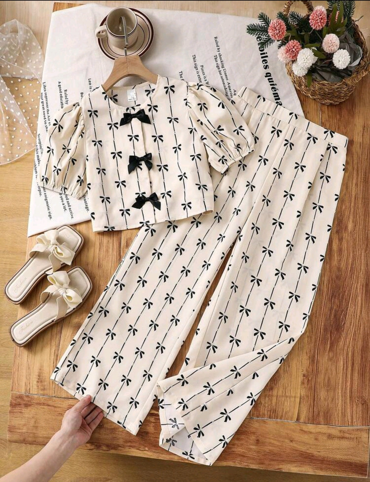 Camisa + pantalón con diseño de moño