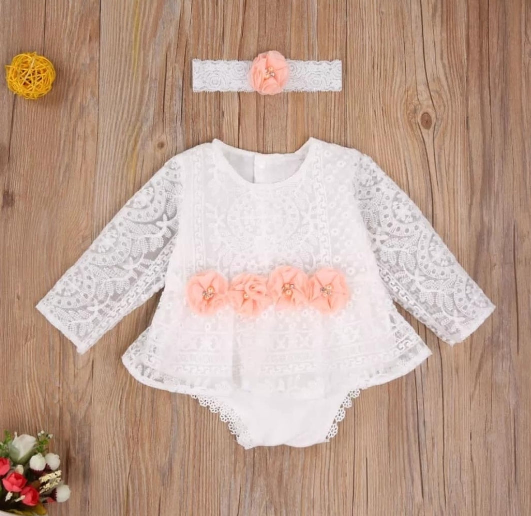 Body de renda y flores