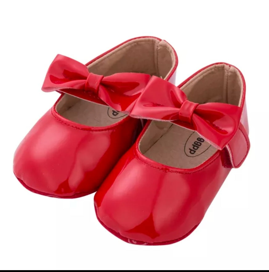 Acc. Zapato para bebes niña charol