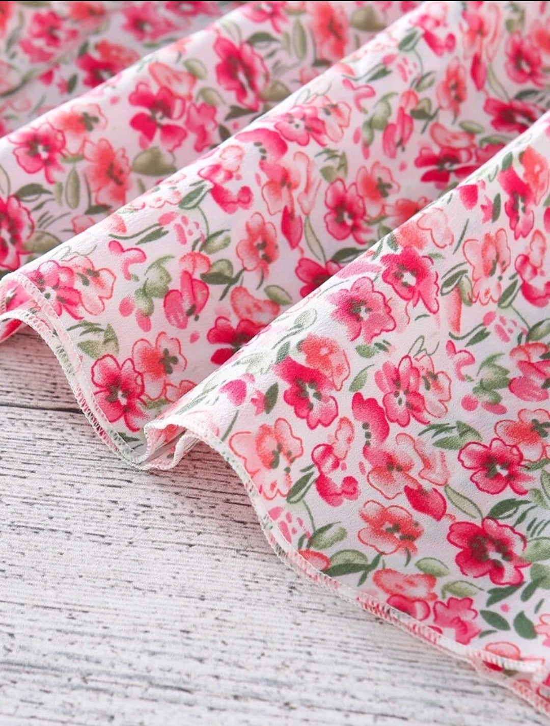 Vestido floral con mangas