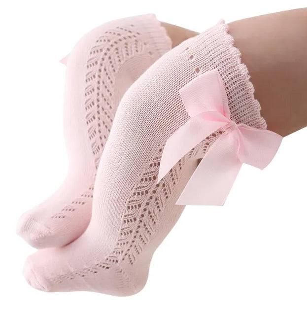 Acc. Calcetines con detalles lateral y moño