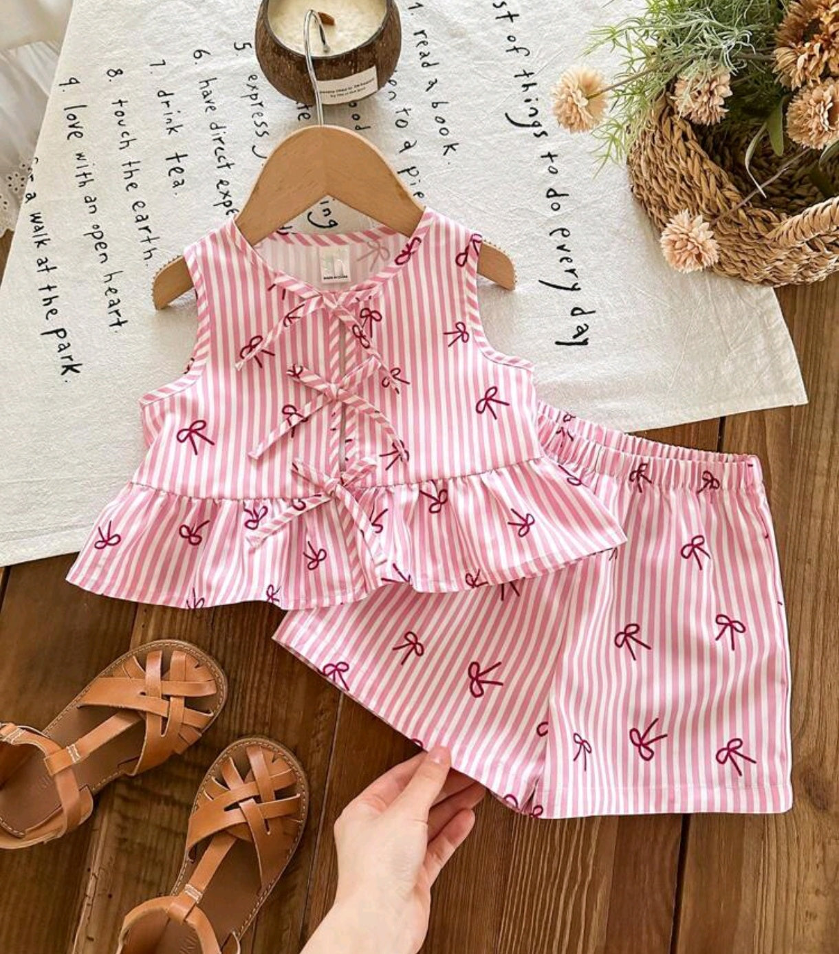 Blusa con moñitos+ short