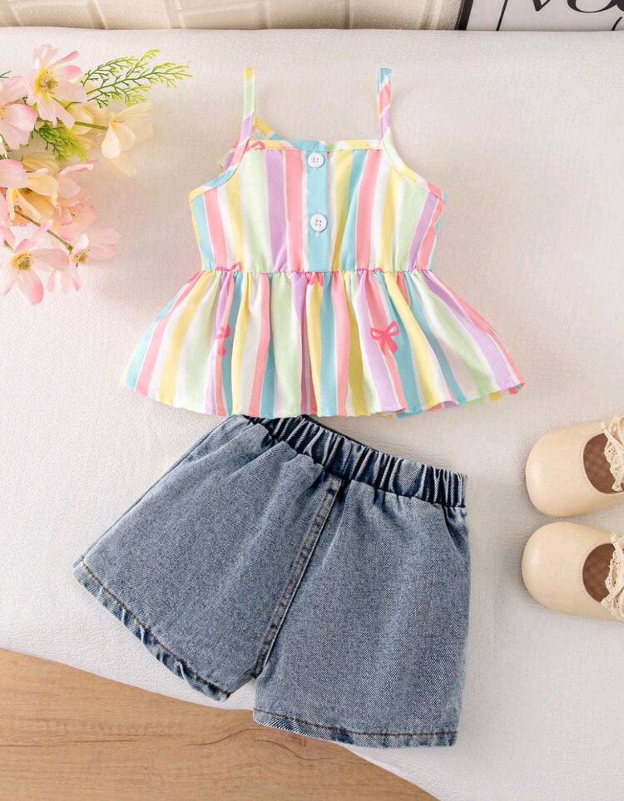 Blusa de tiritas multicolor+ short pollera de Jeans