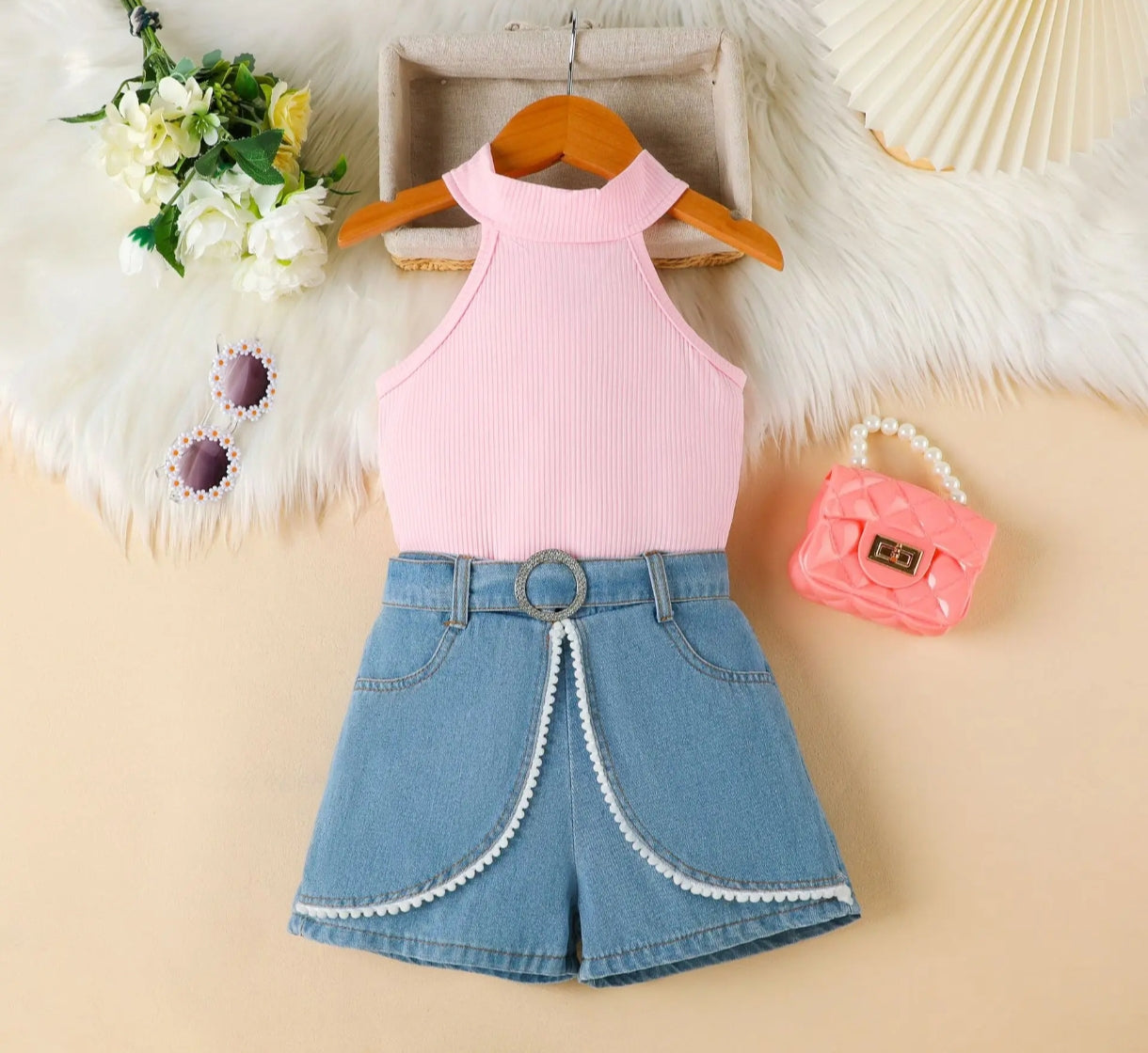 Blusa sin mangas con cuello + short pollera