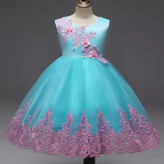 Vestido elegante con encaje de flores