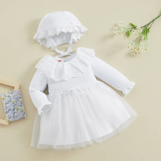 Vestido blanco mangas largas con tul +sombrero