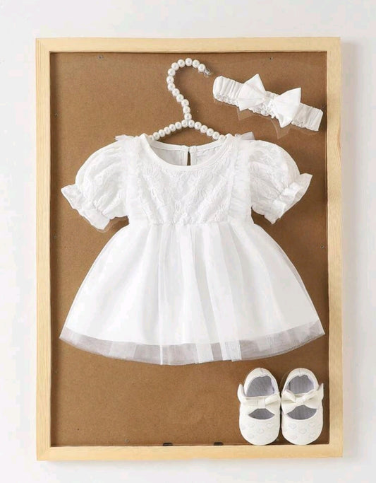 Vestido bebé de encaje