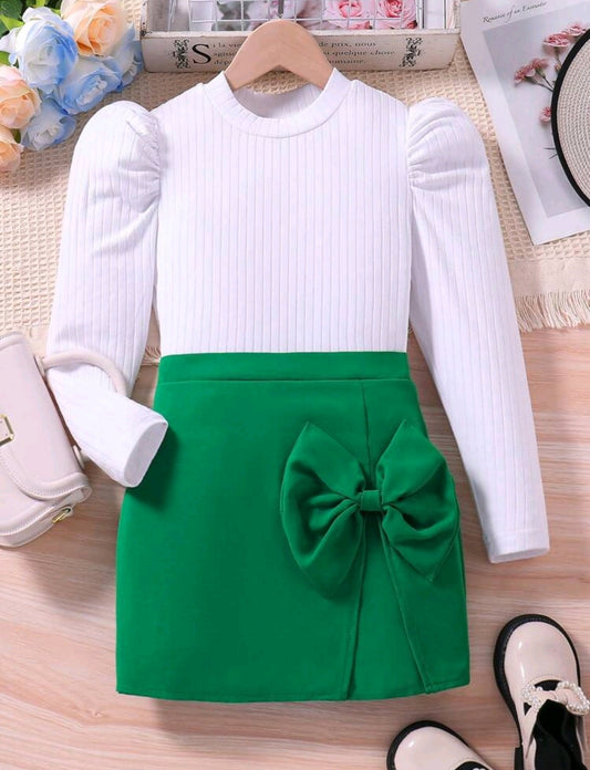 Mangas largas abullonada + short pollera