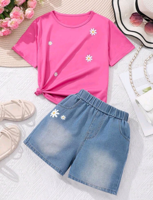 Remera con estampa + short de jeans