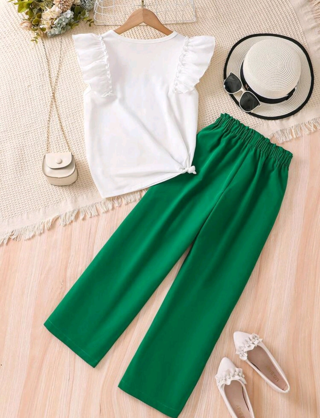 Blusa estampada + pantalón ancho