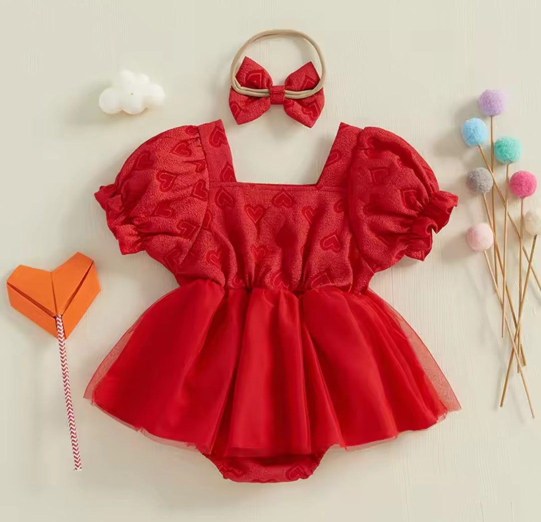 Body vestido con detalles en corazón