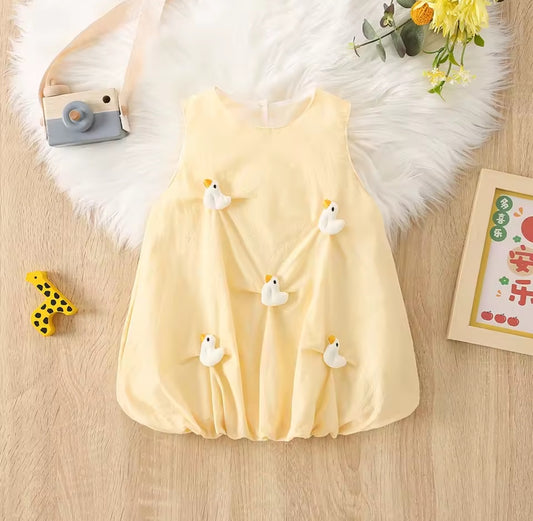 Vestido bebé con detalles patitos 3D
