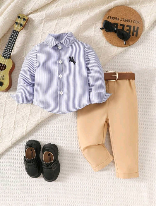 Camisa a raya + pantalón