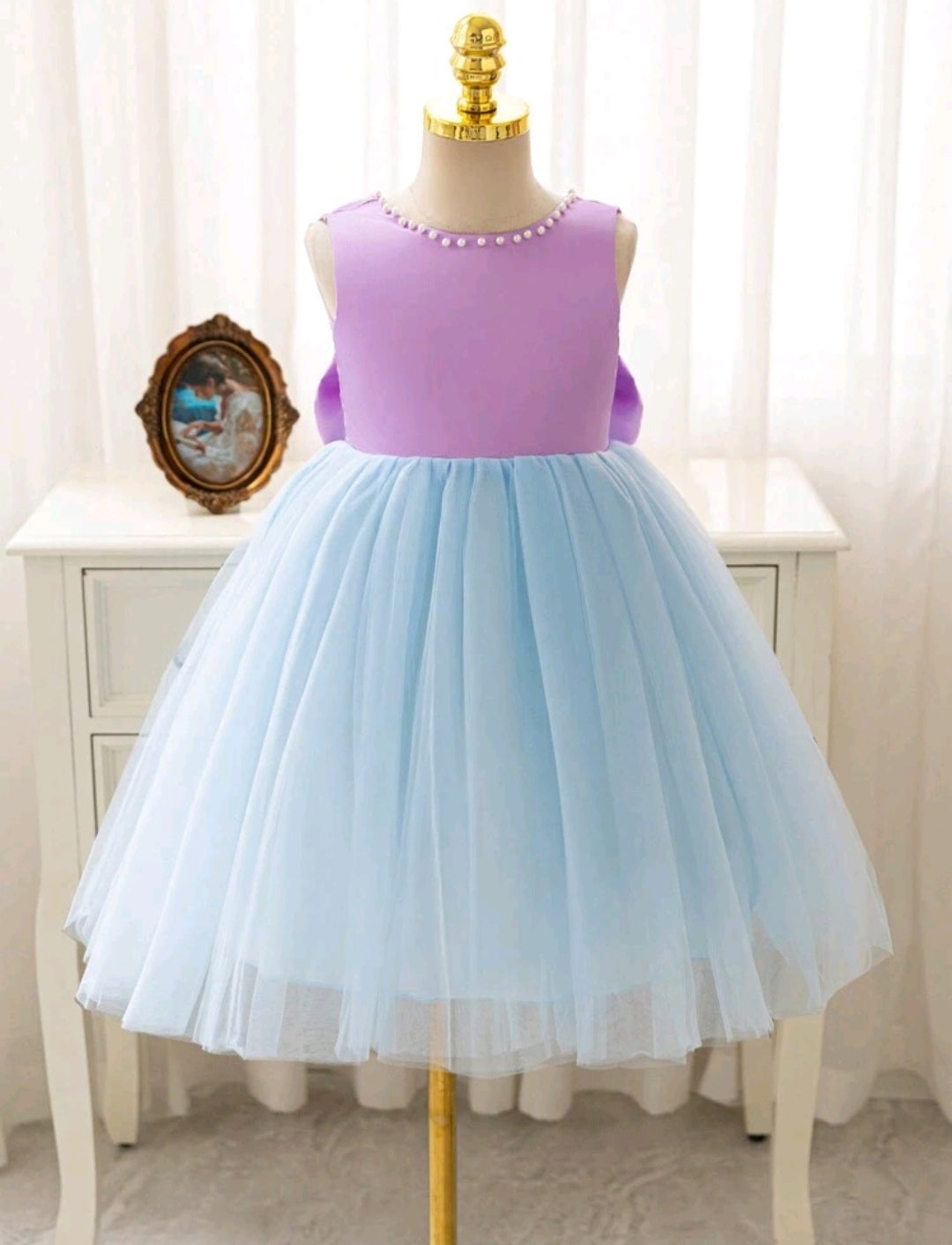 Vestido elegante de tul y perlitas