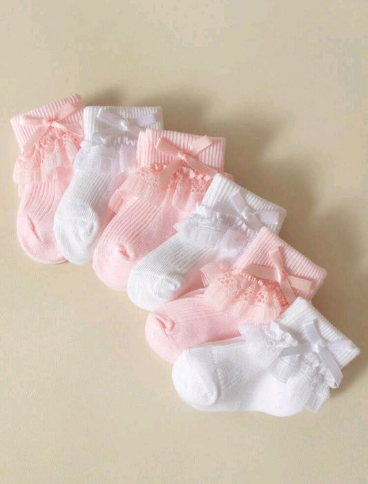 Acc. Medias cortas con renda y lazo